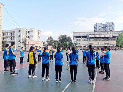 热身游戏2.JPG